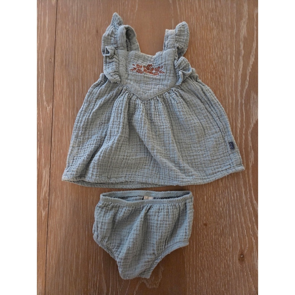 Modern moments baby girl outift 0-3 mos